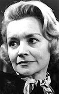Full Ursula Howells filmography who acted in the TV series The Cazalets.