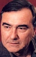 Full Vassil Mihajlov filmography who acted in the TV series Nai-vajnite neshta.