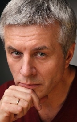 Full Viktor Muravskiy filmography who acted in the TV series Kriminalnoe nasledstvo (mini-serial).