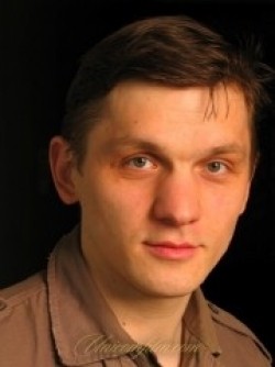 Full Viktor Nemets filmography who acted in the TV series Vyiyti zamuj za generala (mini-serial).