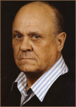 Full Vladimir Menshov filmography who acted in the TV series Lednikovyiy period (mini-serial).