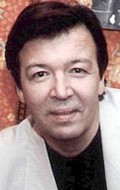 Full Vladimir Novikov filmography who acted in the TV series Hitrovka.
