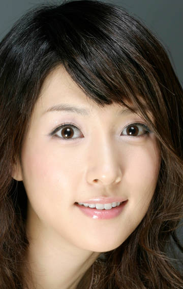 Full Wang Bit Na filmography who acted in the TV series Ajikdo Gyeolhonhago Shipeun Yeoja.