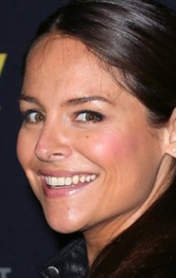 Full Yara Martinez filmography who acted in the TV series Alpha House.