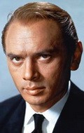 Full Yul Brynner filmography who acted in the TV series Anna and the King.
