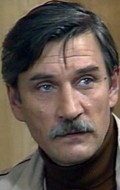 Full Yuri Grebenshchikov filmography who acted in the TV series Esche do voynyi.