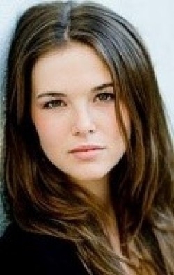 Full Zoey Deutch filmography who acted in the TV series Ringer.