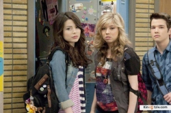 iCarly photo from the set.