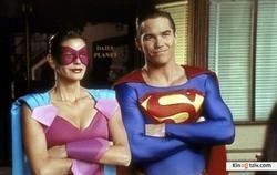 Lois & Clark: The New Adventures of Superman photo from the set.
